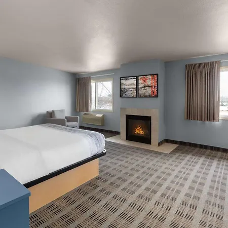 Americinn By Wyndham Oscoda Near Ausable River Exterior photo