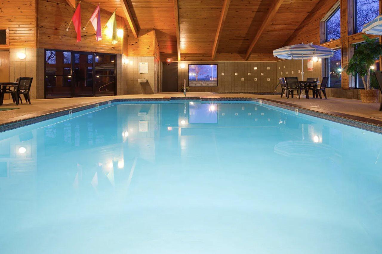 Americinn By Wyndham Near Ausable River Oscoda