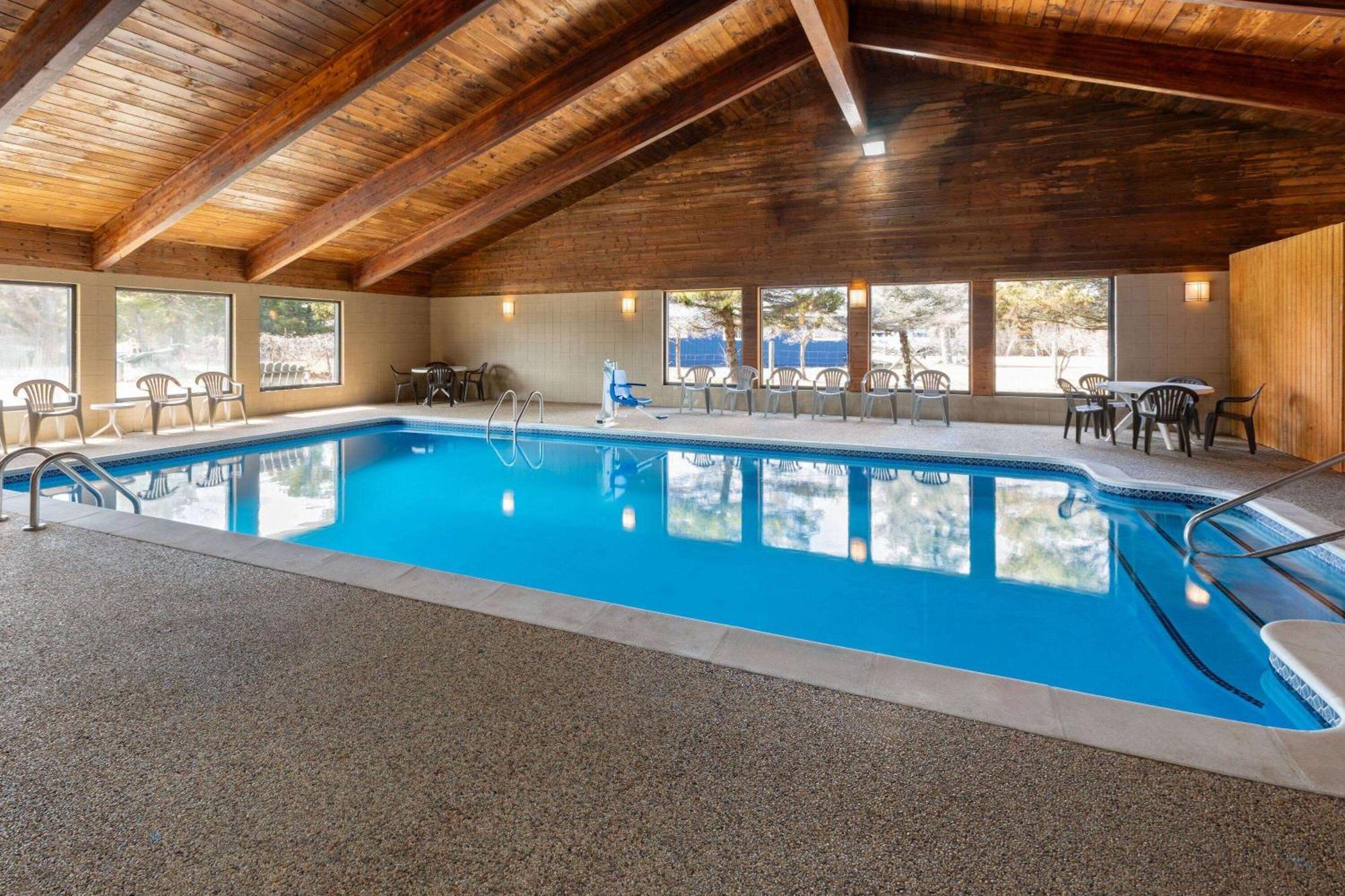 Americinn By Wyndham Near Ausable River Hotel