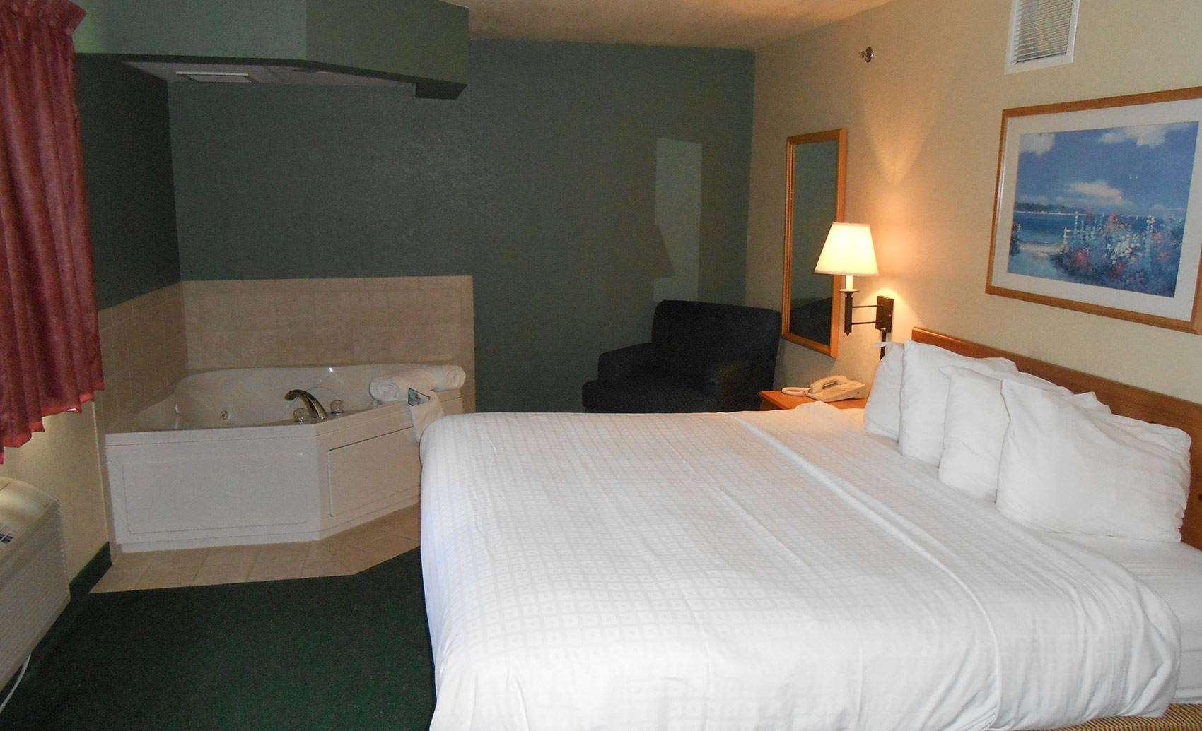 Hotel Americinn By Wyndham Near Ausable River